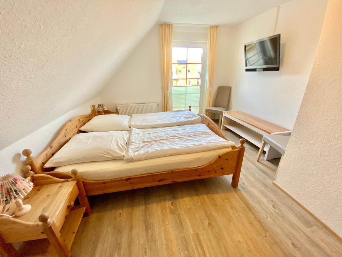 Ferienwohnung Huus Ant Deep Og Greetsiel Krummhörn Exterior foto